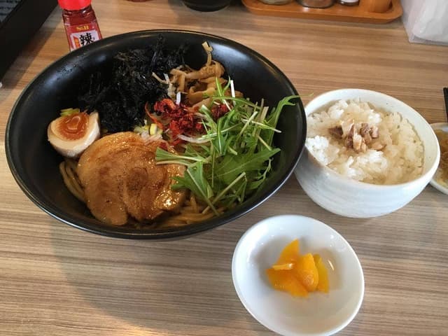 麺やしし丸 - サブ画像2