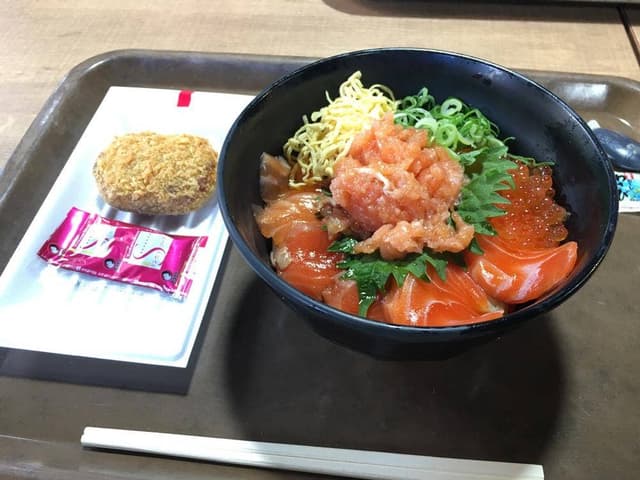 浜丼食堂 - サブ画像1