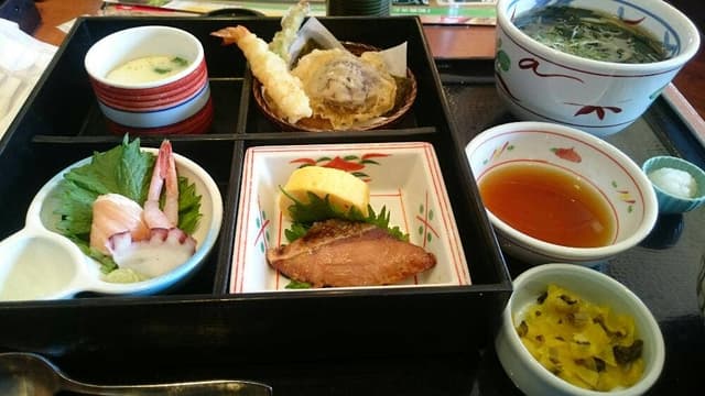 和食さと 勝山店 - サブ画像1