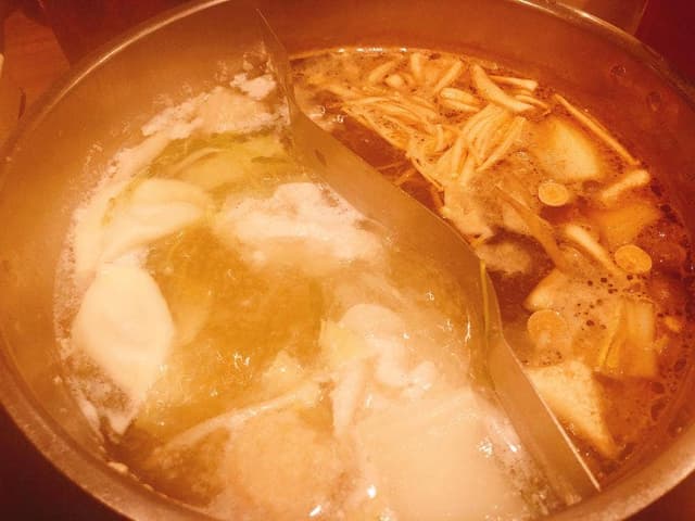 牛しゃぶ・牛すき食べ放題 但馬屋 ヨドバシ横浜店 - サブ画像3