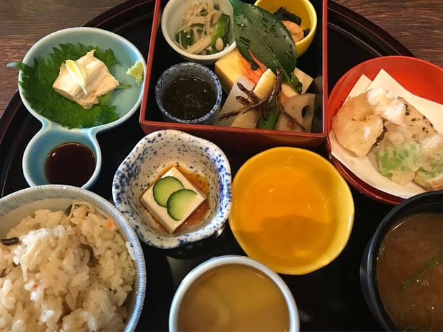 小料理 豆庵 駅前店 - サブ画像3