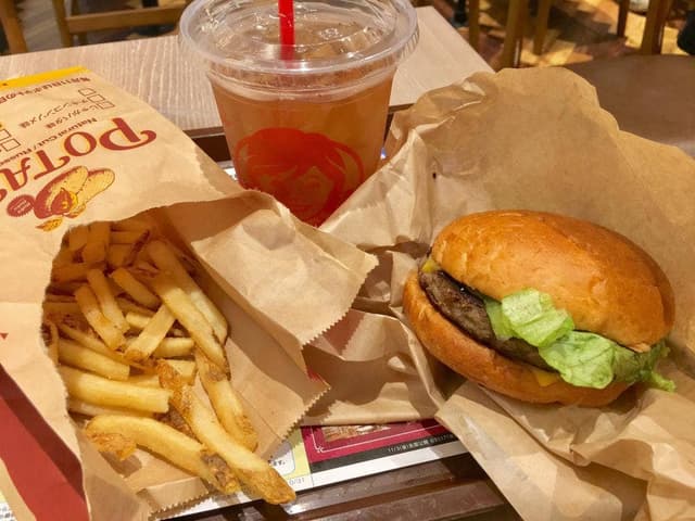 ウェンディーズ・ファーストキッチン 用賀店 - サブ画像3