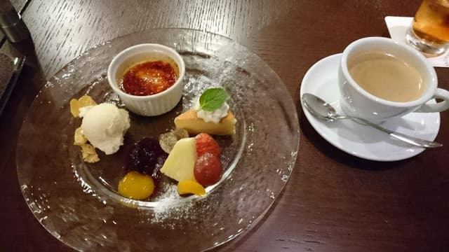 LAZOR GARDEN DINING - サブ画像1