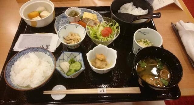 ホテルオークラ福岡和食堂山里 - サブ画像1