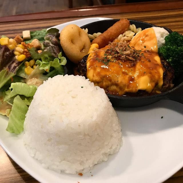 Munch's Cafe - サブ画像1