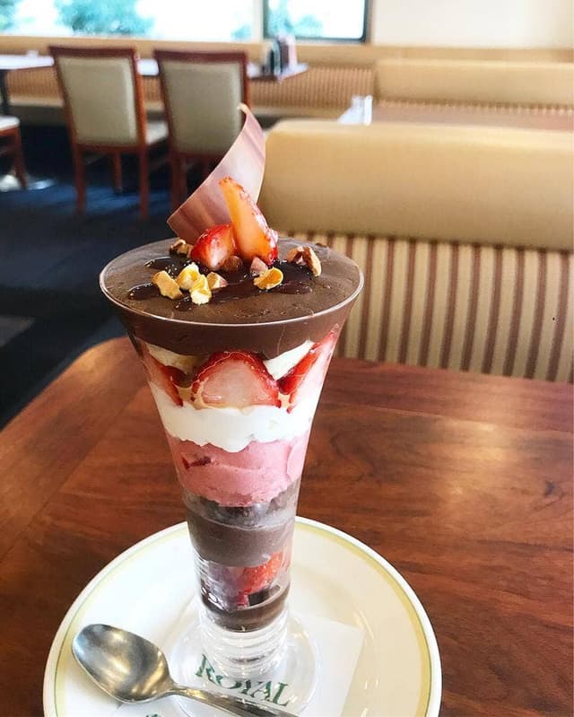 ロイヤルホスト 松戸駅前店 - サブ画像1