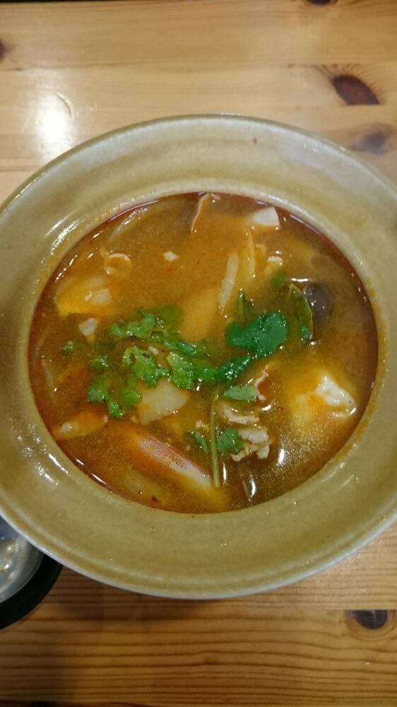 タイ料理 サワディ