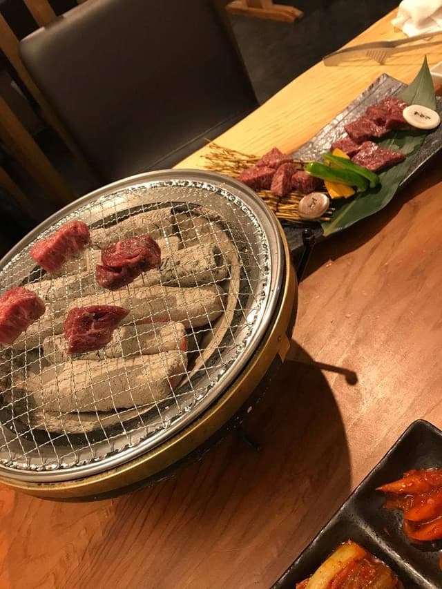 炭火焼肉 絆繁 - サブ画像3