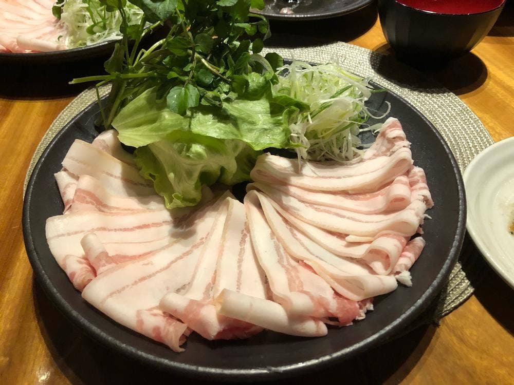 朱瑠璃