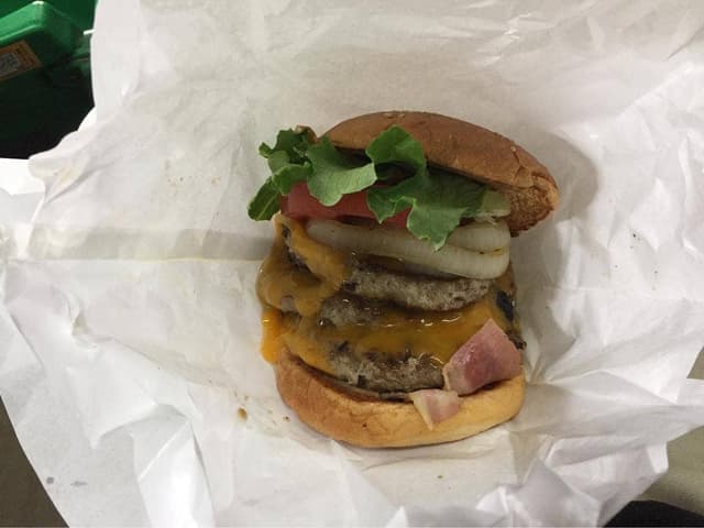 フレッシュネスバーガー 福岡PayPayドーム店 - サブ画像3