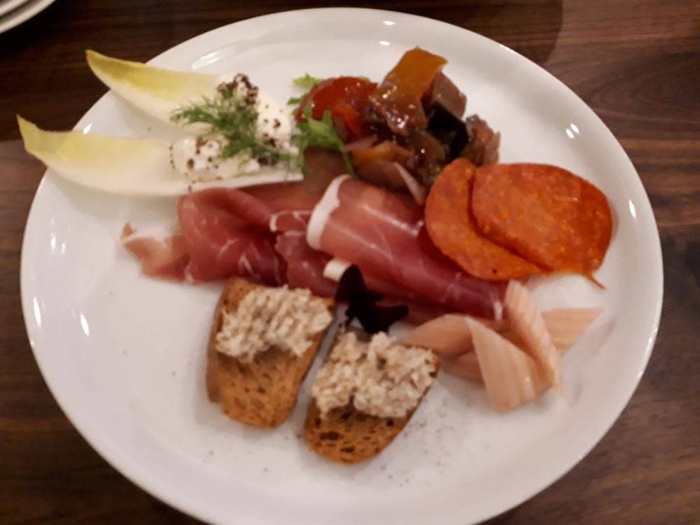 パスタとピッツァの店 パッチョコーネ