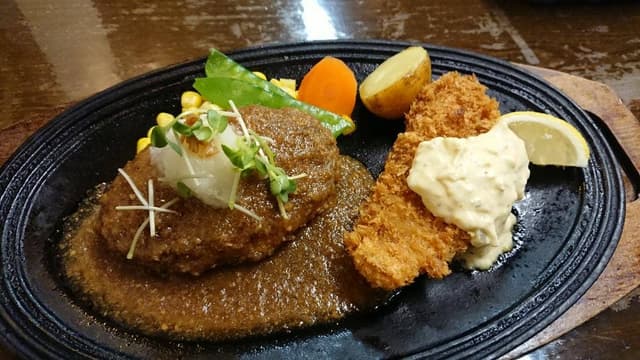 ハンバーグ オニオン 合川本店 - サブ画像3