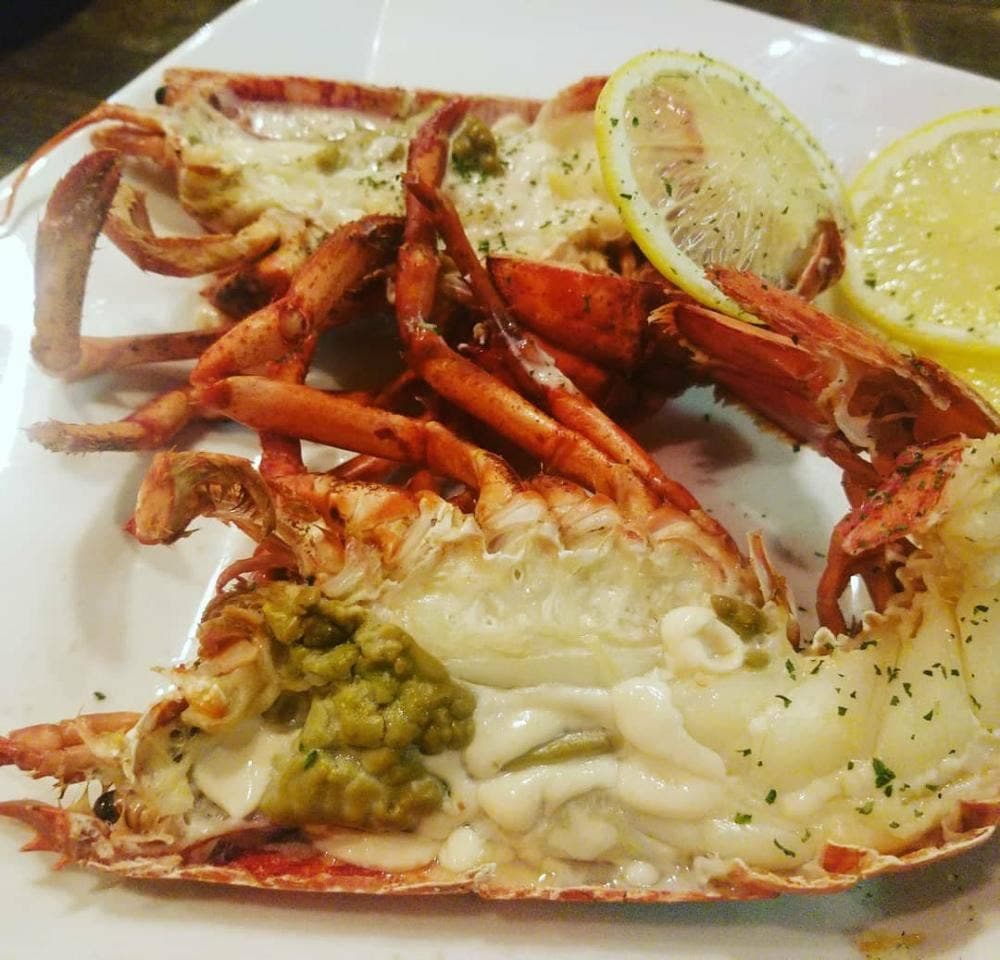 海老炉端 orb 裏天満ちょうちん通り店