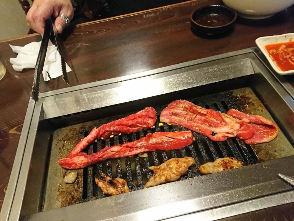 焼肉味園