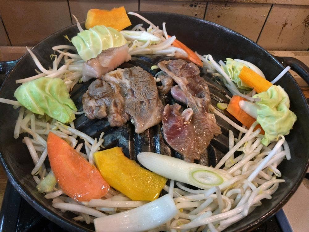 ジンギスカン 利一 新橋本店