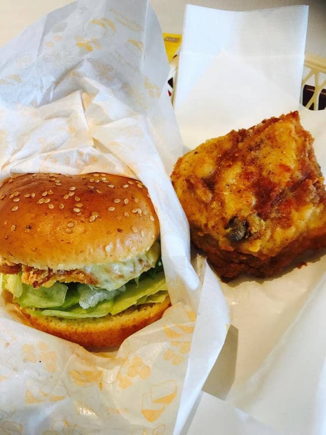 ケンタッキーフライドチキン 近鉄八尾店 - サブ画像3
