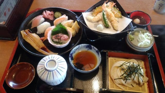 味の民芸 昭島中神店 - サブ画像1