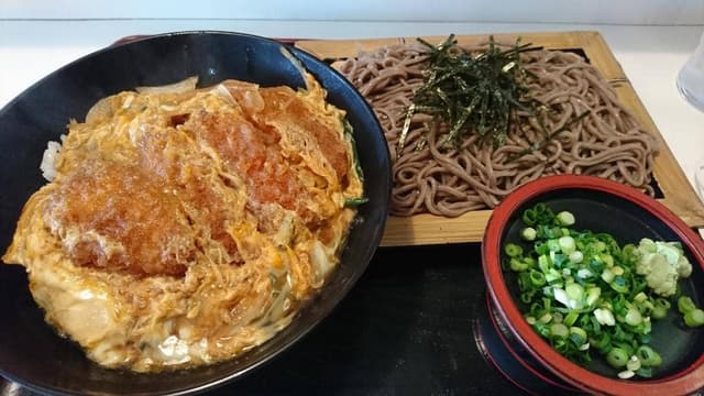こまどりうどん 野多目店 - サブ画像1