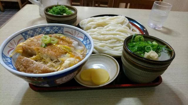 どんどん 宇部際波店 - サブ画像1