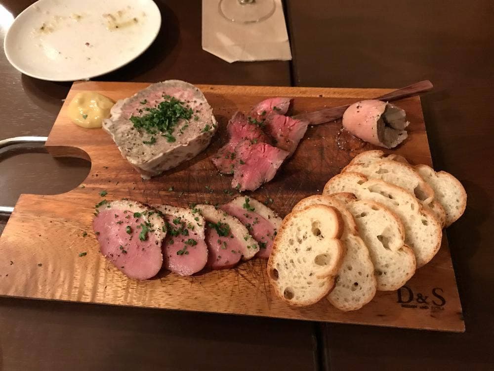 Steak&Wine Bistro UZU