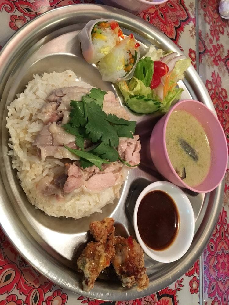 タイごはん屋 ナムチム