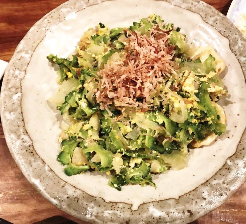 泡盛と沖縄料理 龍泉 地下蔵店