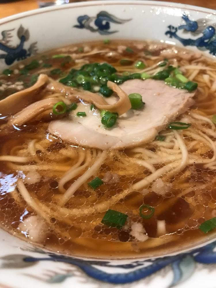 起八ラーメン焼肉店