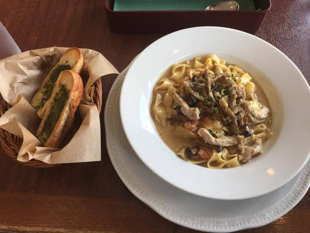 ロイヤルホスト 東神戸店 - サブ画像3