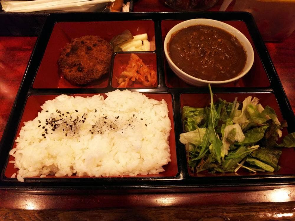 ロックバー ハーフムーン