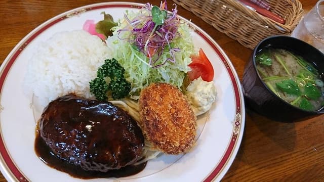 グリル藤本 - サブ画像1