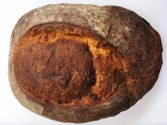 農家パン 弥栄窯 - サブ画像1