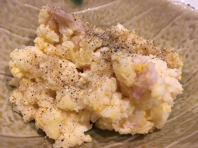 阪急高架下応援団 大分からあげと鉄板焼 勝男 - サブ画像1