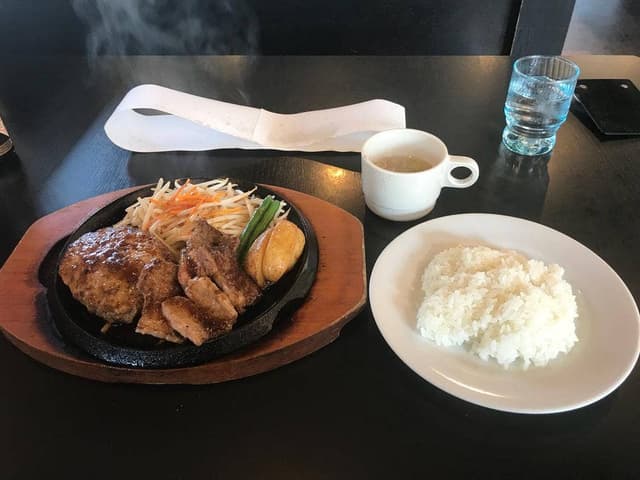 肉のはせ川 豊橋店 - サブ画像3