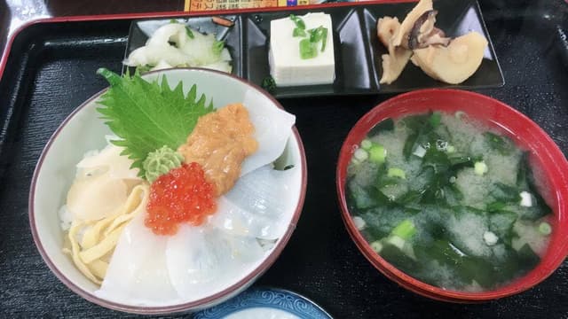 浜の味「どんぶり屋」 - サブ画像3