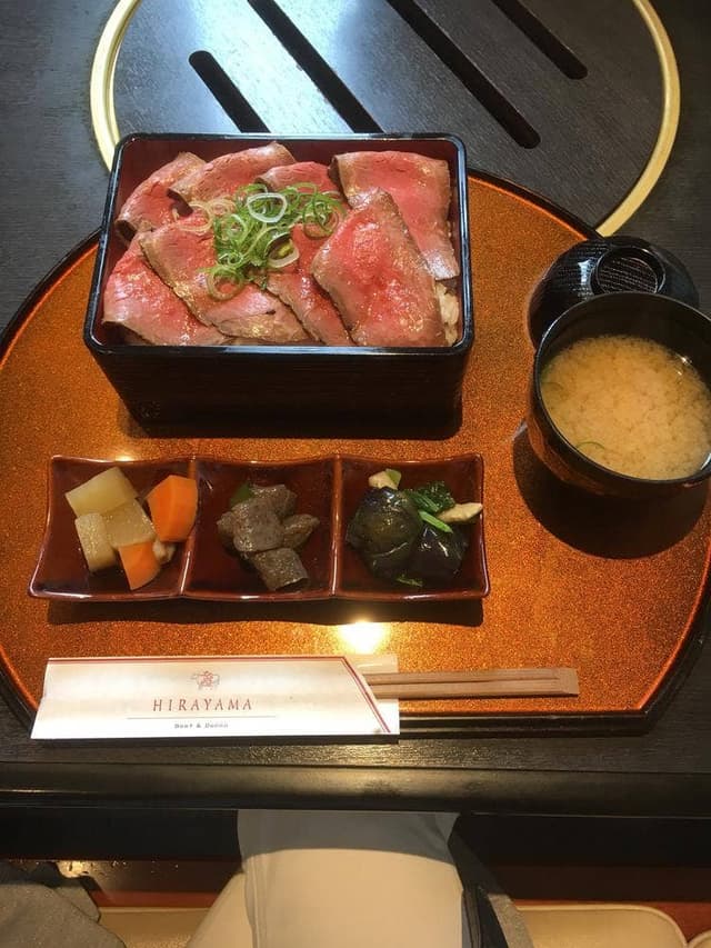 焼肉と精肉のひら山 - サブ画像1