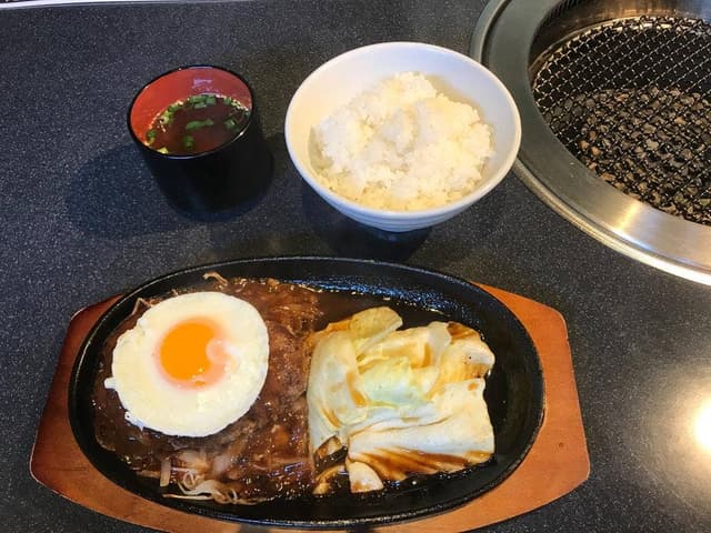 肉のまるふく 岩出店 - サブ画像1