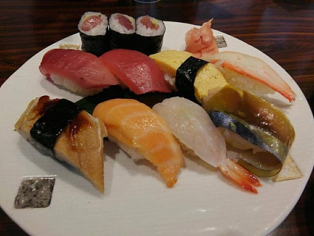 東鮓本店 サカエチカ店 - サブ画像1