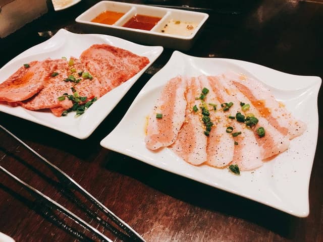 肉問屋直送 焼肉処蔵元 - サブ画像1