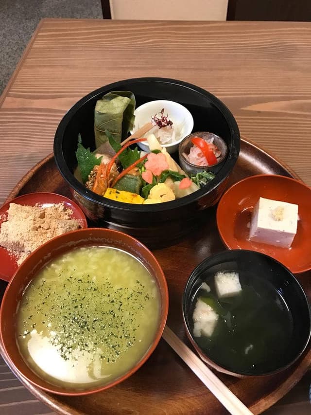 塔の茶屋 - サブ画像1