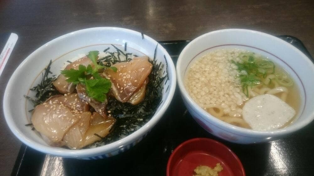 なか卯 阪急石橋店