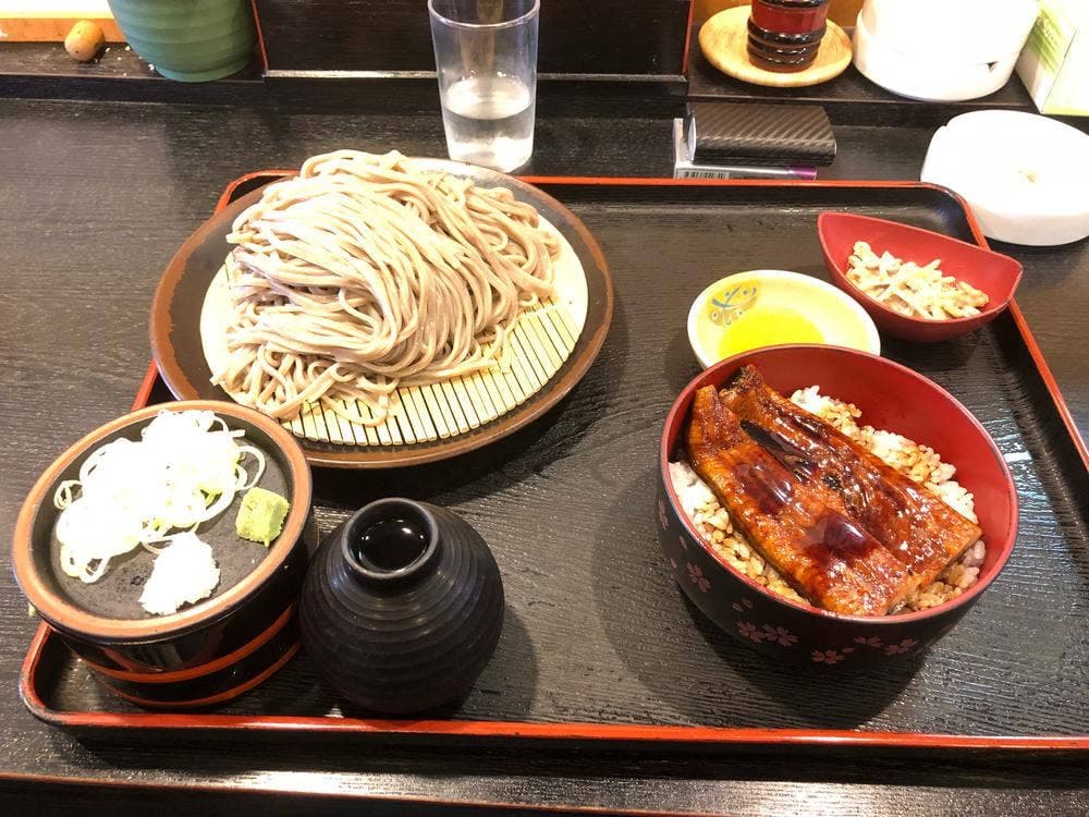 どばそば和家
