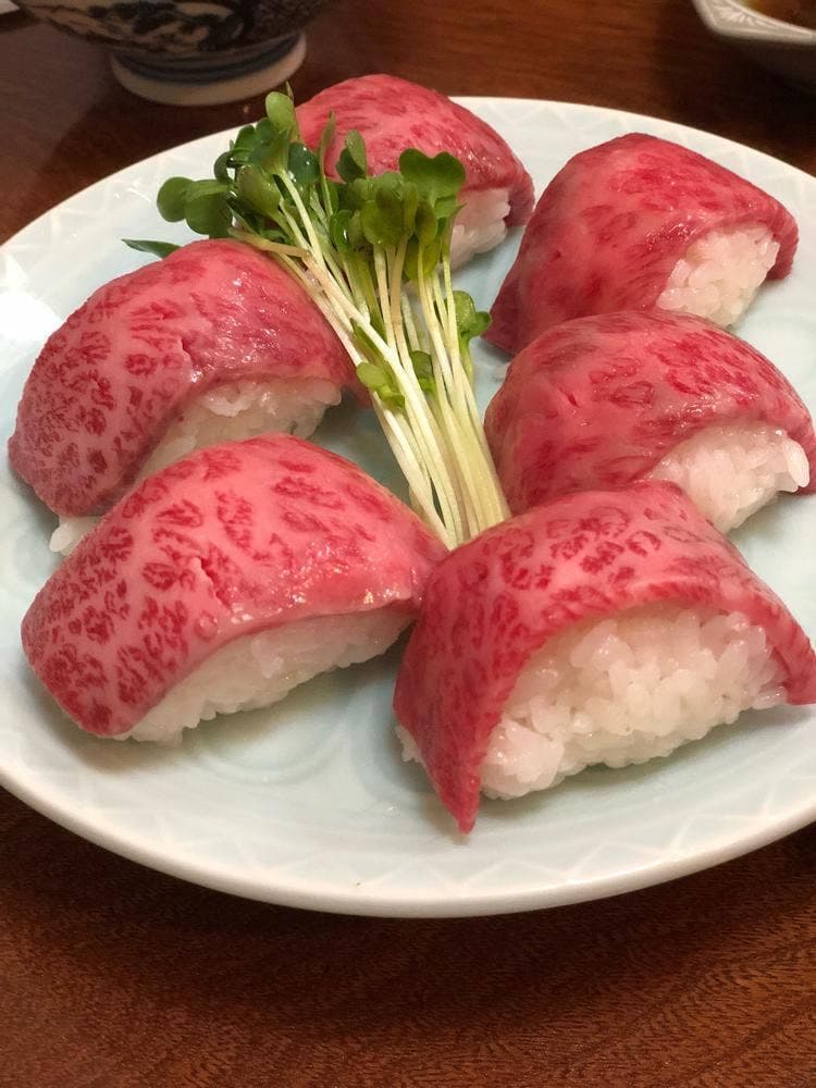 六田