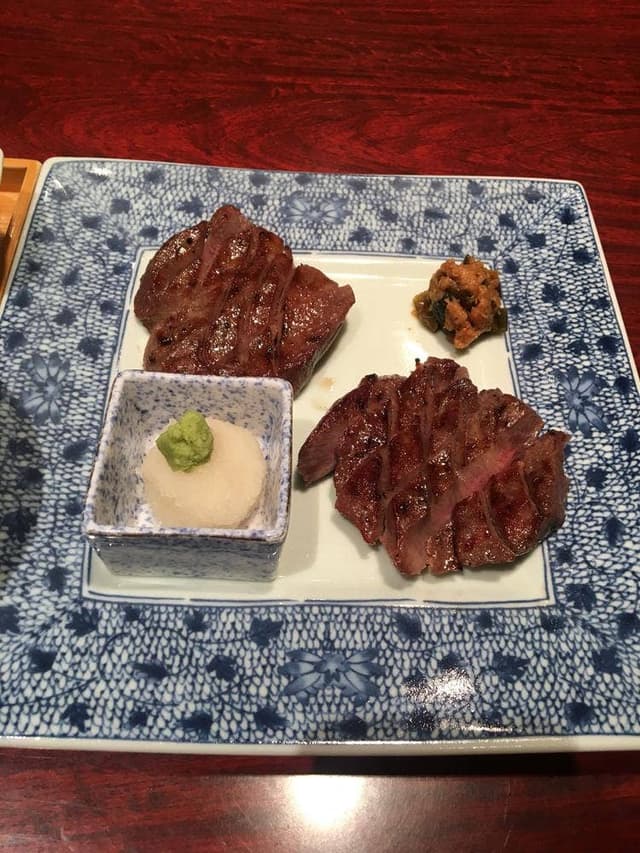 炭焼牛たん東山 博多大丸店 - サブ画像3