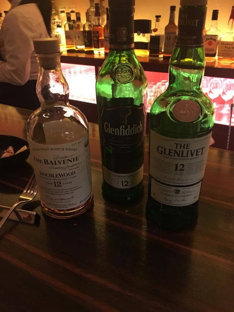 カフェ&バー・パサージュ