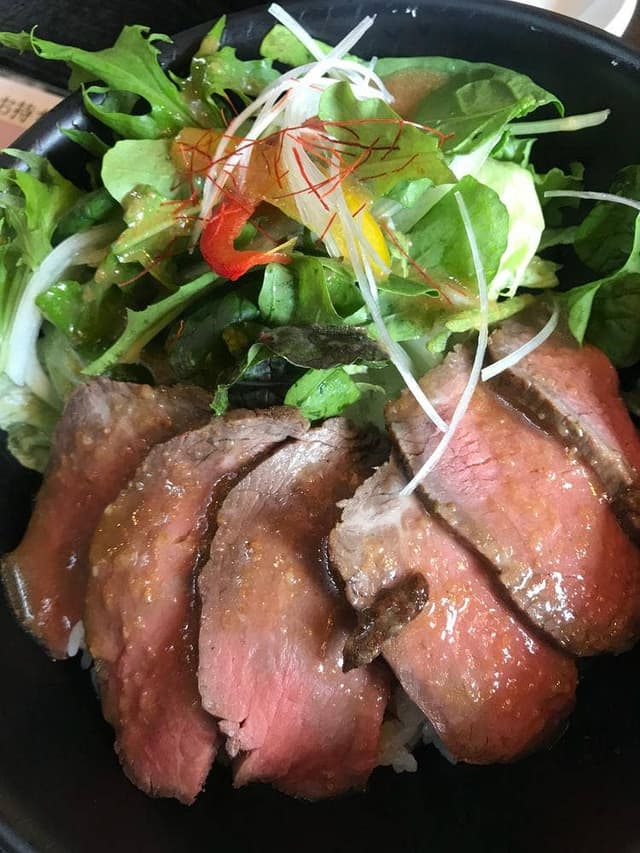 王様の焼肉 くろぬま 山形篭田店 - サブ画像1