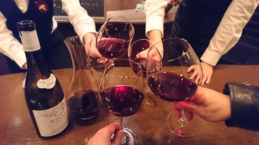 Wine Bar Aimable エマブル
