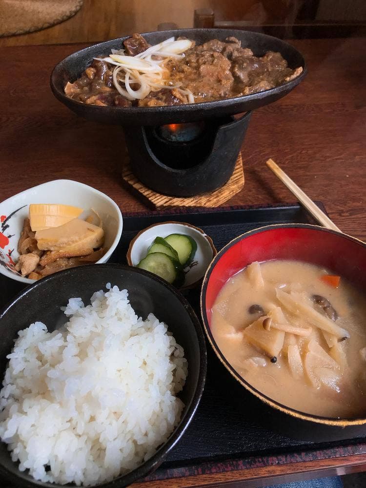 ドライブイン 丹下堂