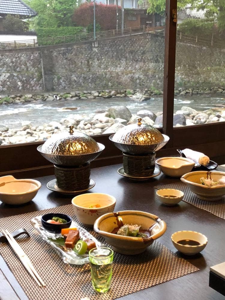 名泉鍵湯 奥津荘
