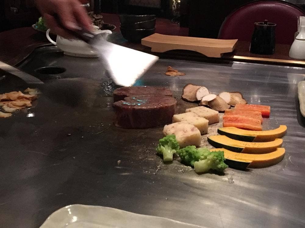 ステーキ・ロン