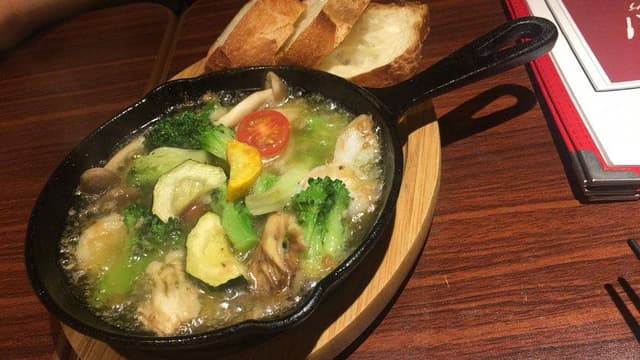 豪快!お肉とお魚ダイニング JU - サブ画像1